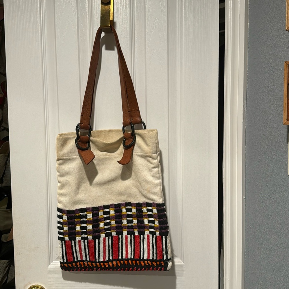Tote bag
